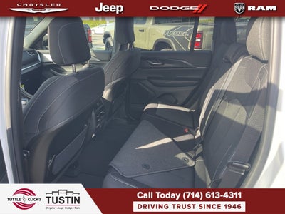 2026 Jeep Grand Cherokee GRAND CHEROKEE LAREDO X 4X4