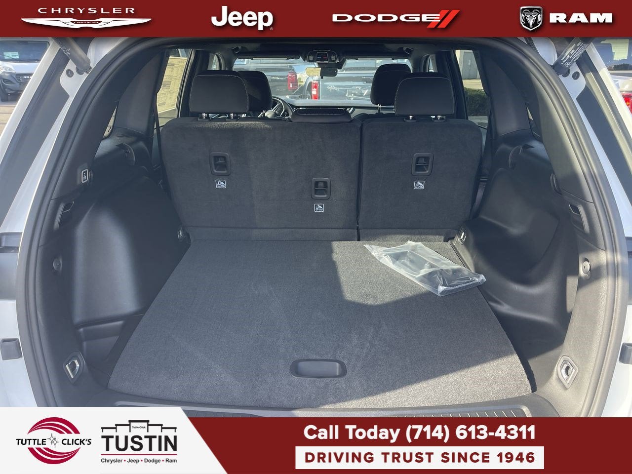 2026 Jeep Grand Cherokee GRAND CHEROKEE LAREDO X 4X4