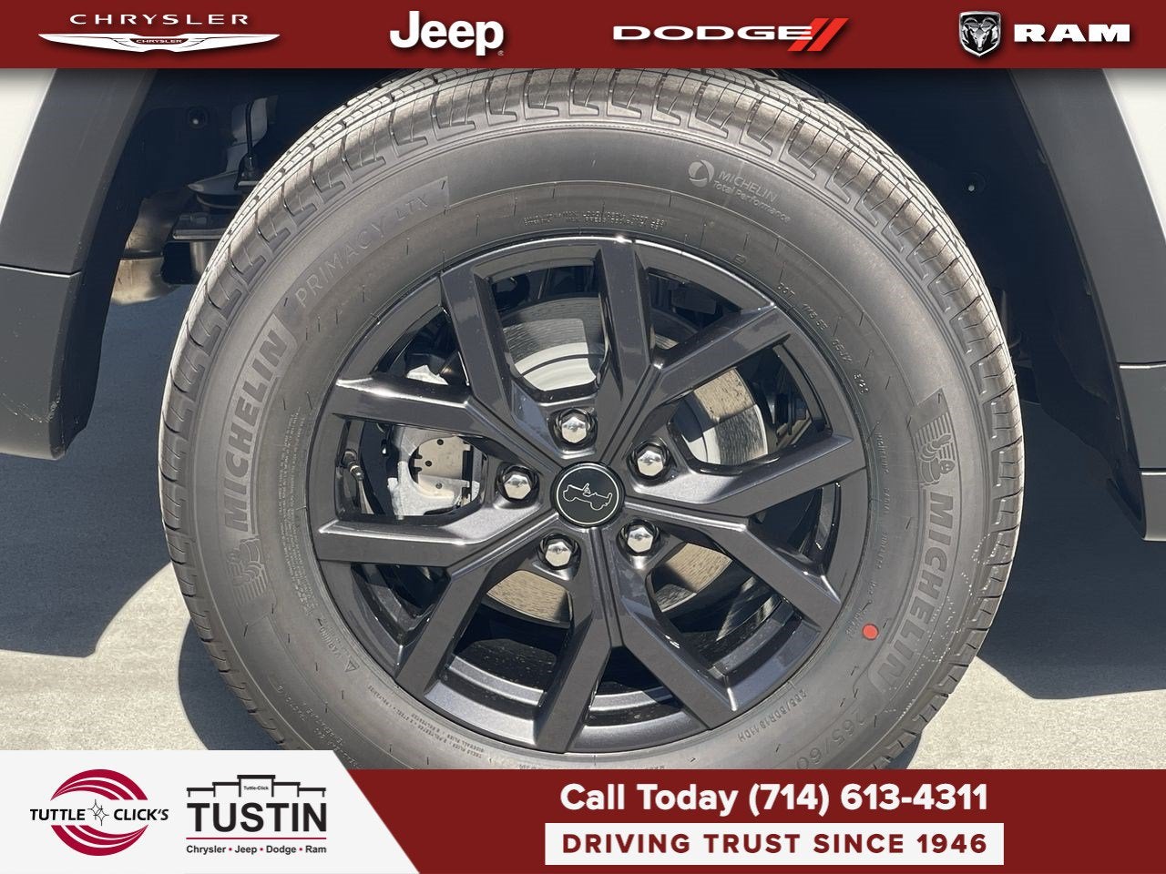 2027 Jeep Grand Cherokee Laredo Altitude
