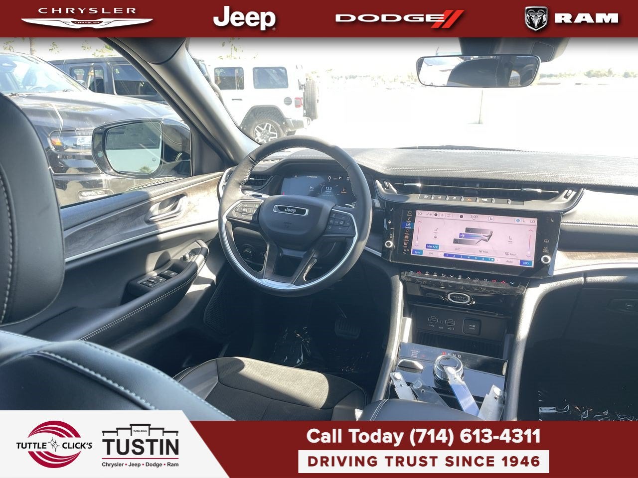 2027 Jeep Grand Cherokee Laredo Altitude