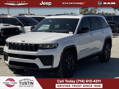 2027 Jeep Grand Cherokee Laredo Altitude