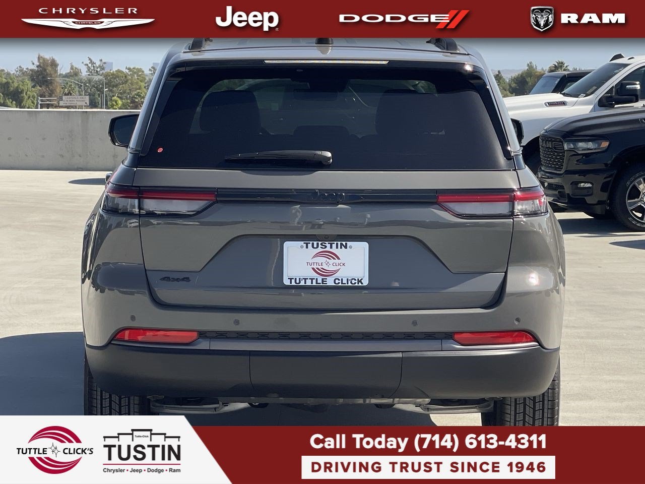 2027 Jeep Grand Cherokee Laredo Altitude