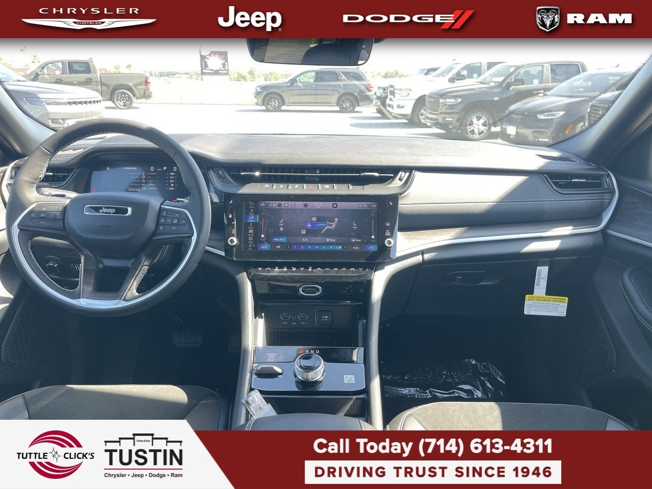2027 Jeep Grand Cherokee Laredo Altitude