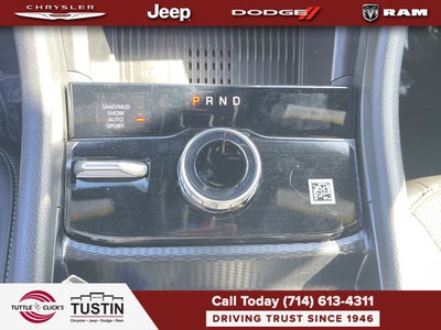 2027 Jeep Grand Cherokee Laredo Altitude