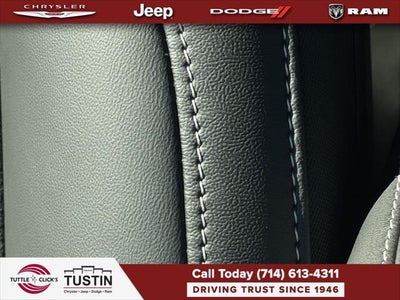 2027 Jeep Grand Cherokee Laredo Altitude