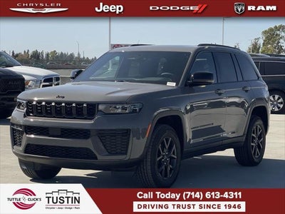 2027 Jeep Grand Cherokee Laredo Altitude