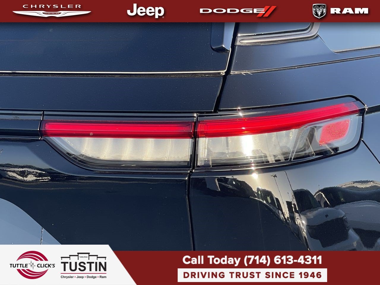 2027 Jeep Grand Cherokee Laredo Altitude