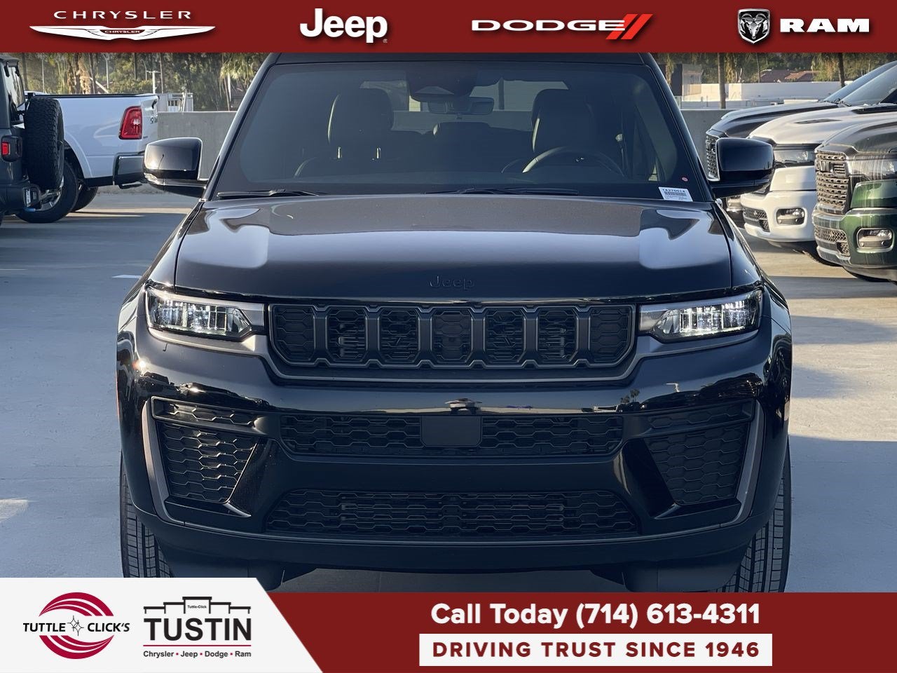 2027 Jeep Grand Cherokee Laredo Altitude
