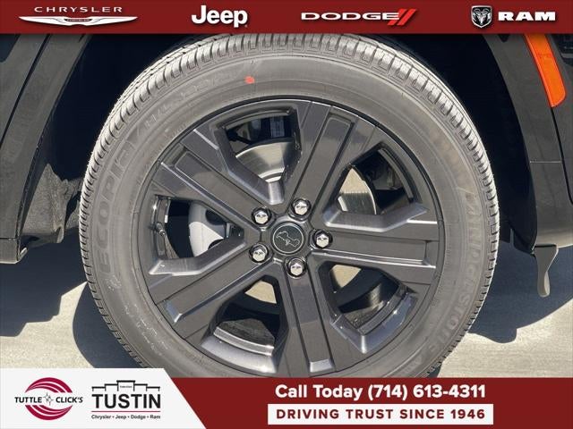2027 Jeep Grand Cherokee Limited Reserve