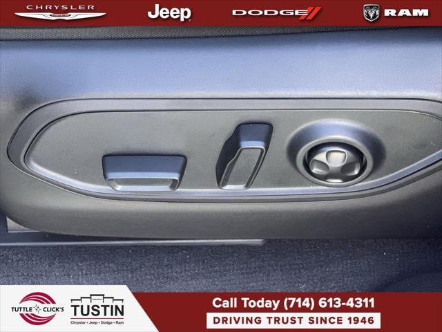2027 Jeep Grand Cherokee Limited Reserve