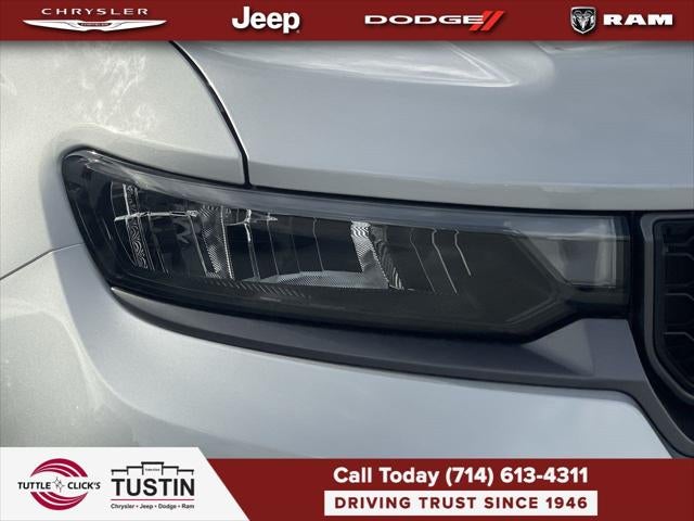 2026 Jeep Grand Cherokee 85th Anniversary Edition