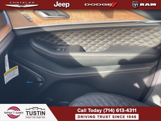 2026 Jeep Grand Cherokee Summit