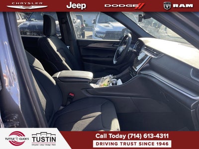 2025 Jeep Grand Cherokee L Laredo X 4x2