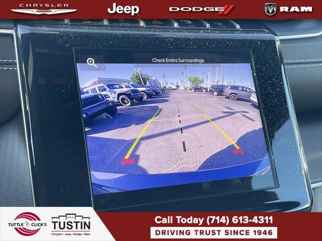 2025 Jeep Grand Cherokee L Laredo X 4x2