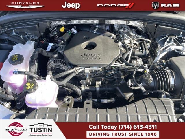 2026 Jeep Grand Cherokee Laredo Altitude