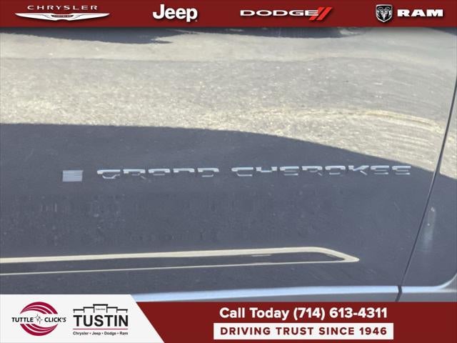 2026 Jeep Grand Cherokee Laredo Altitude