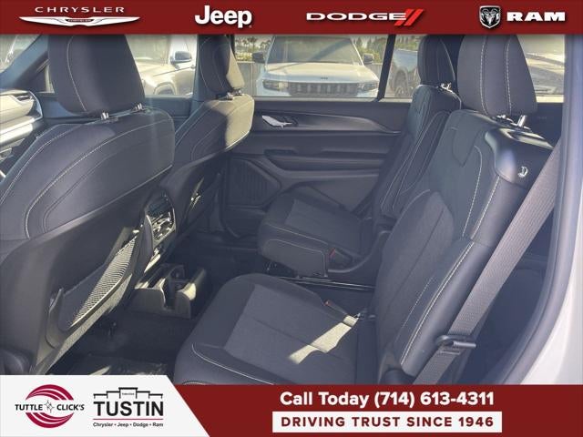 2026 Jeep Grand Cherokee Laredo X