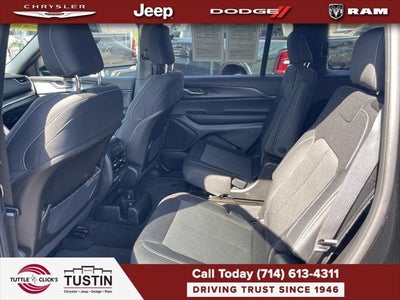 2025 Jeep Grand Cherokee L Laredo
