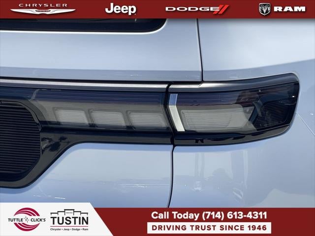 2026 Jeep Grand Wagoneer GRAND WAGONEER LIMITED ALTITUDE 4X4