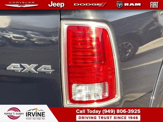 2018 RAM 1500 Laramie Crew Cab 4x4 5'7' Box
