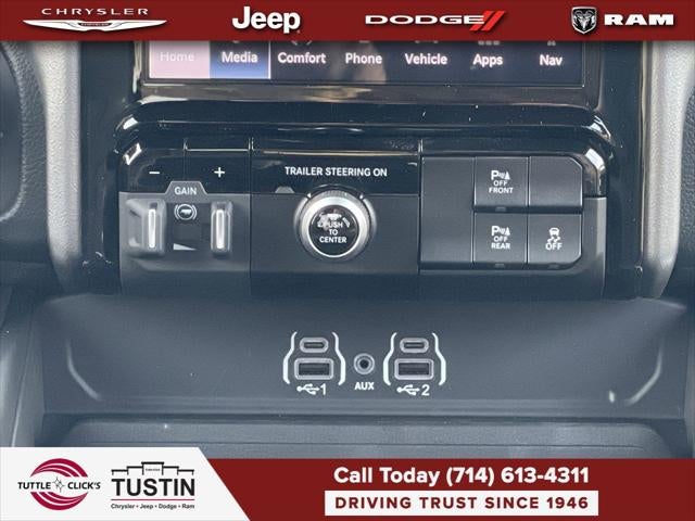 2026 RAM 1500 RAM 1500 BIG HORN CREW CAB 4X4 5'7' BOX