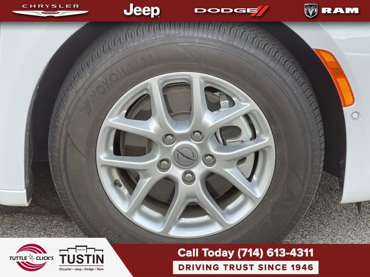 2025 Chrysler Pacifica Select