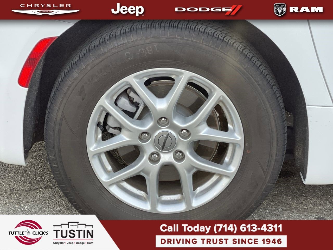 2025 Chrysler Pacifica Select