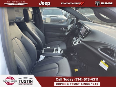 2026 Chrysler Pacifica PACIFICA SELECT