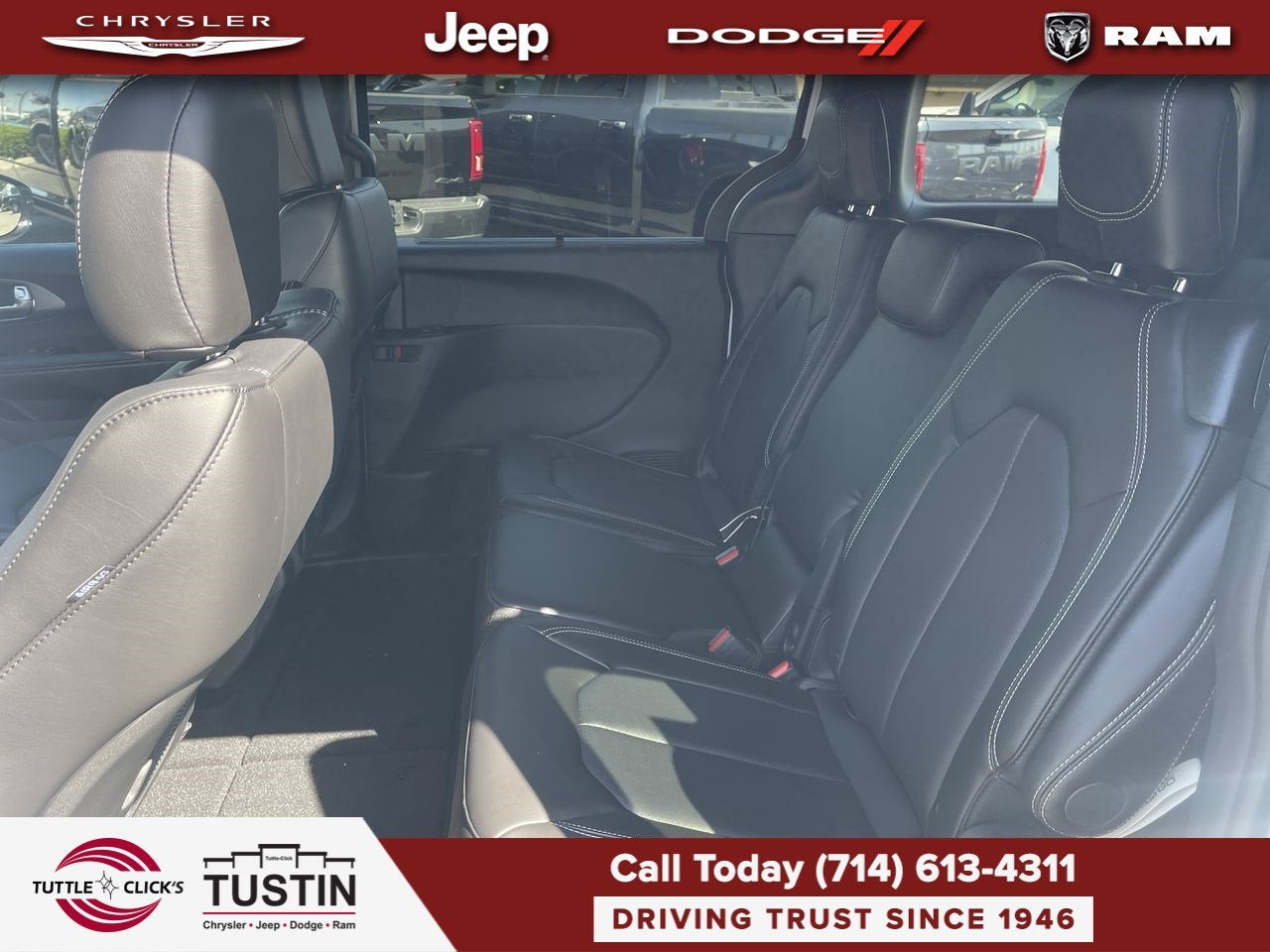 2026 Chrysler Pacifica Select