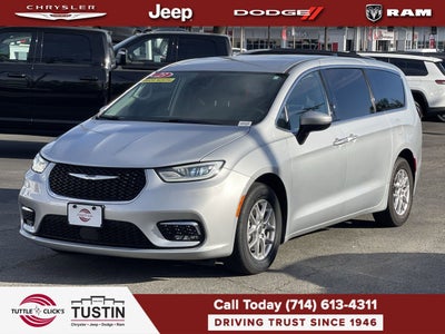 2023 Chrysler Pacifica TOURING L