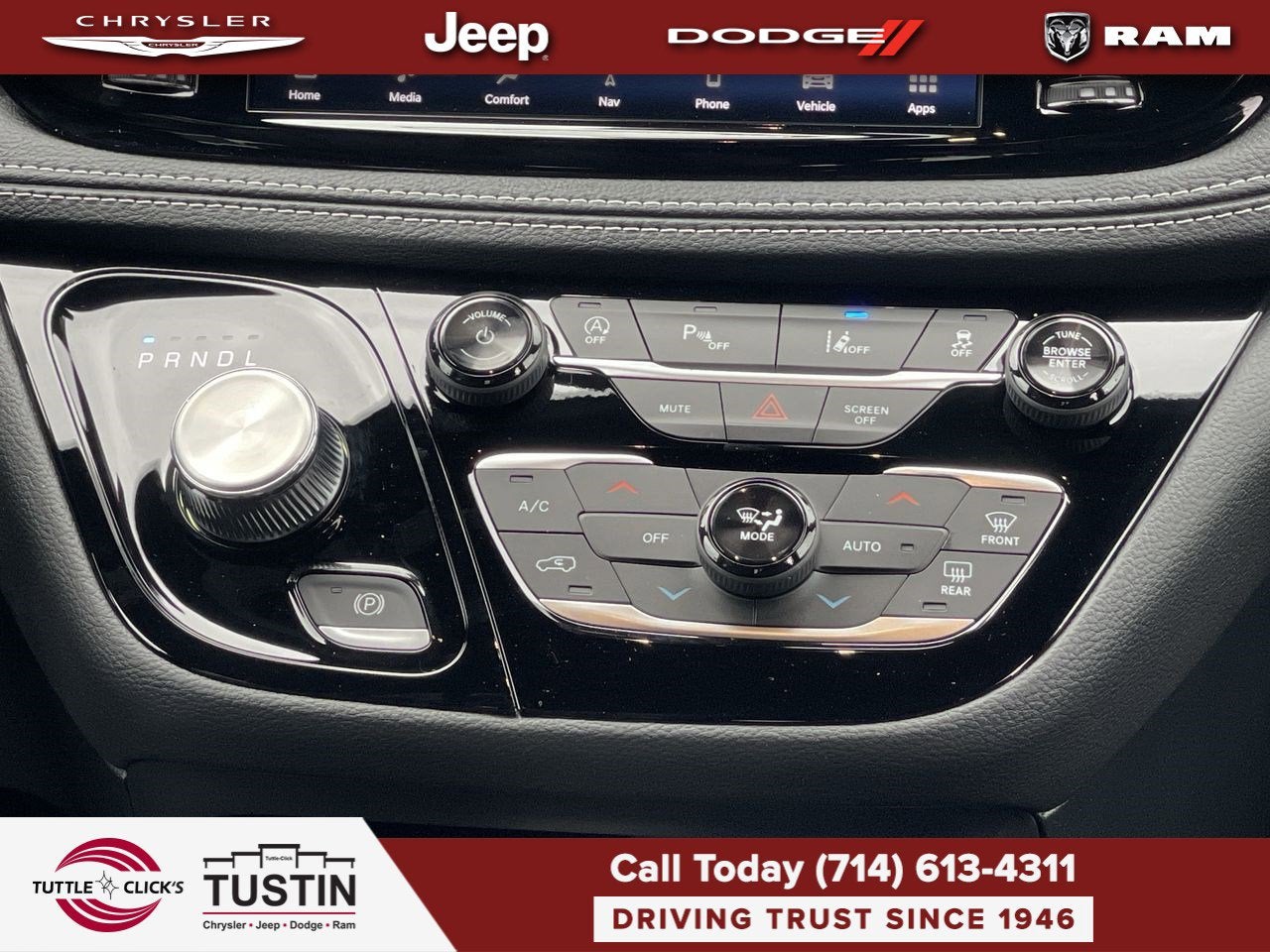 2026 Chrysler Pacifica Select