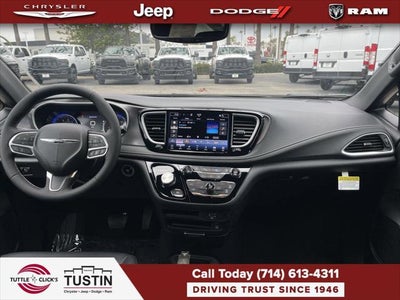 2026 Chrysler Pacifica PACIFICA SELECT