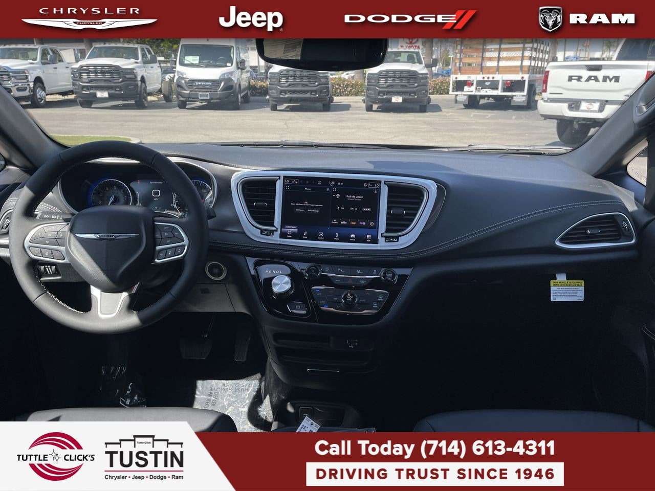 2026 Chrysler Pacifica Select