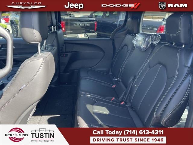 2026 Chrysler Pacifica PACIFICA SELECT
