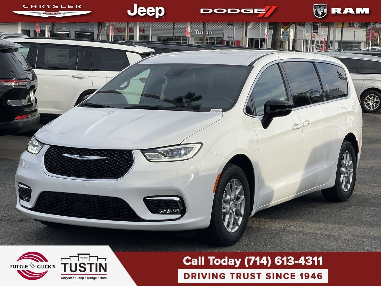 2026 Chrysler Pacifica Select