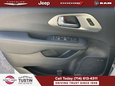 2024 Chrysler Pacifica Limited
