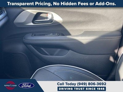2024 Chrysler Pacifica Limited