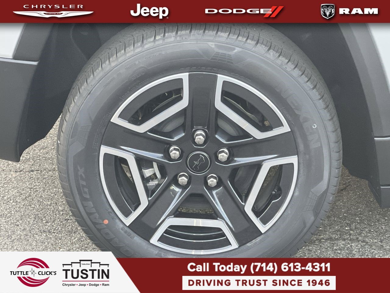 2026 Jeep Cherokee Laredo