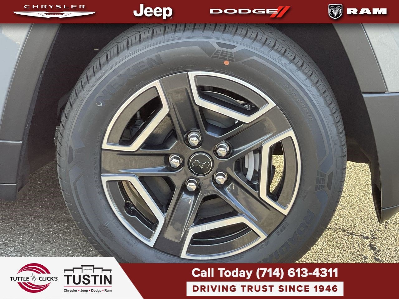 2026 Jeep Cherokee CHEROKEE LAREDO 4X4