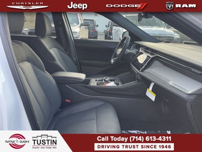 2026 Jeep Cherokee Laredo