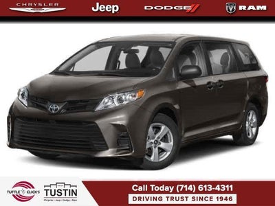 2019 Toyota Sienna XLE 8 Passenger