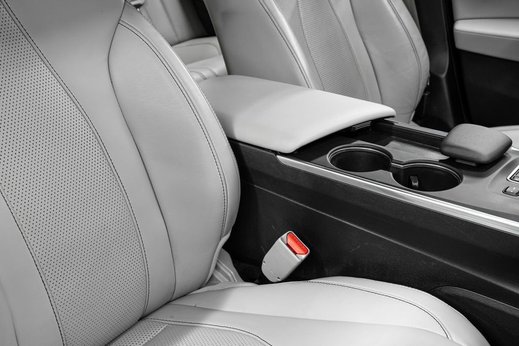 2023 Acura TLX w/Technology Package