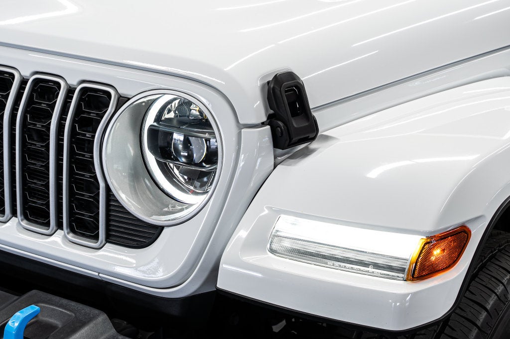 2024 Jeep Wrangler Sahara 4xe