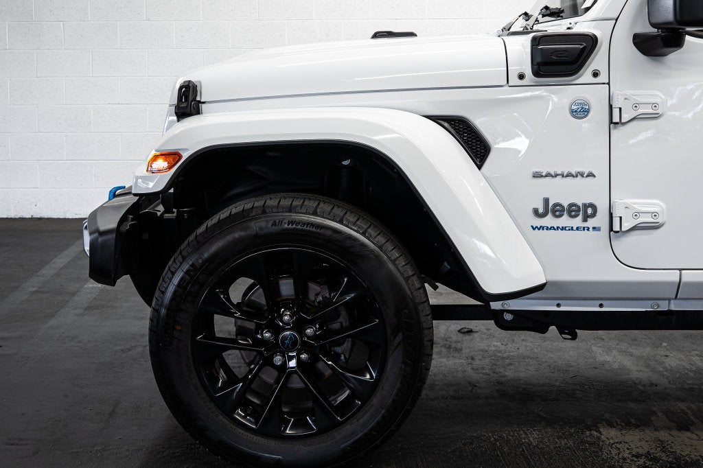 2024 Jeep Wrangler Sahara 4xe