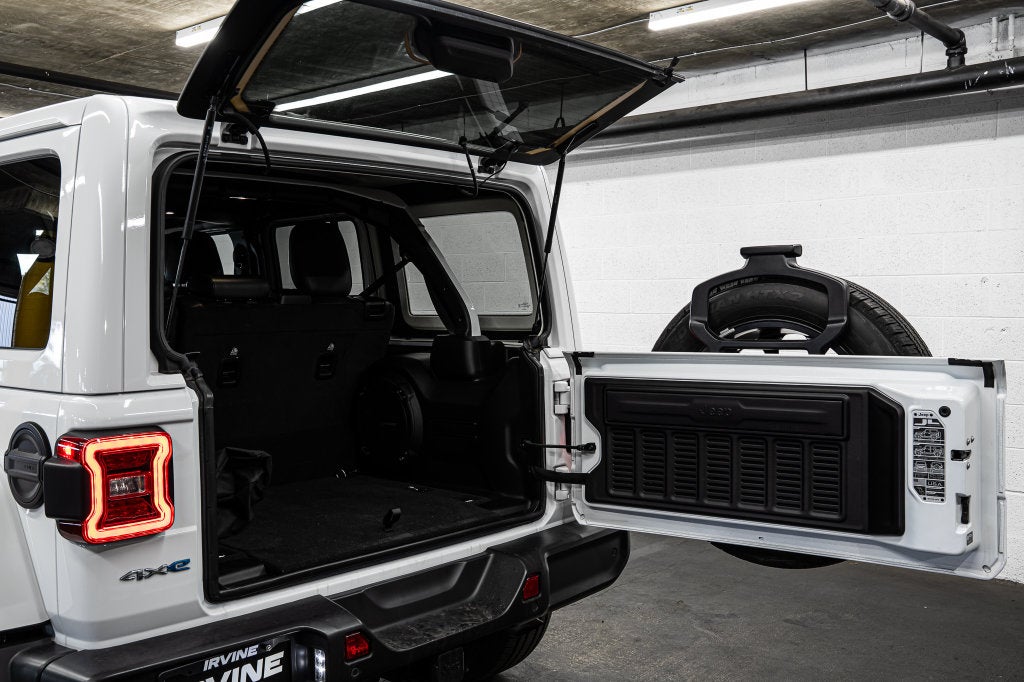 2024 Jeep Wrangler Sahara 4xe