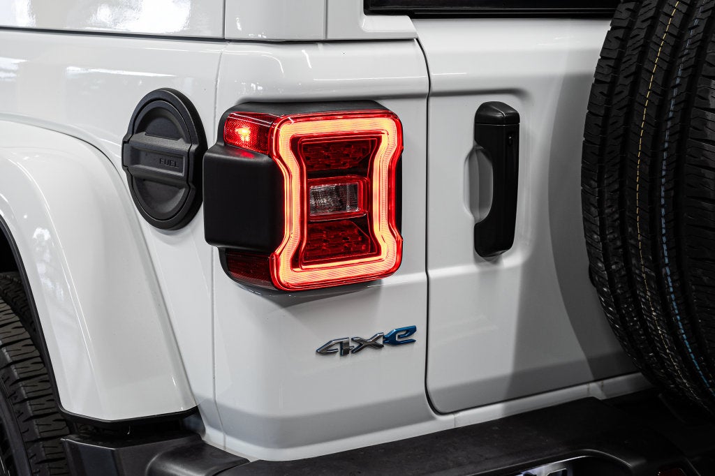 2024 Jeep Wrangler Sahara 4xe