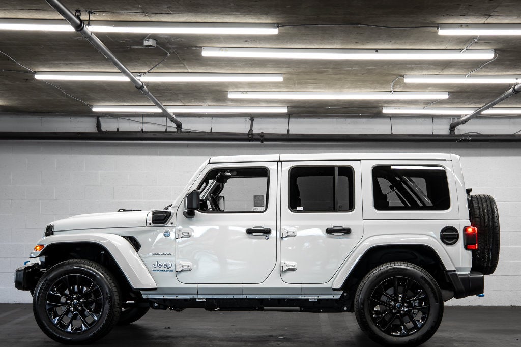 2024 Jeep Wrangler Sahara 4xe