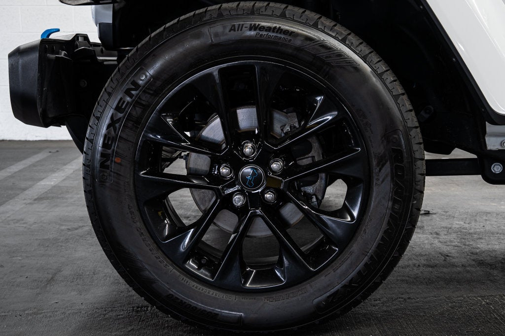 2024 Jeep Wrangler Sahara 4xe