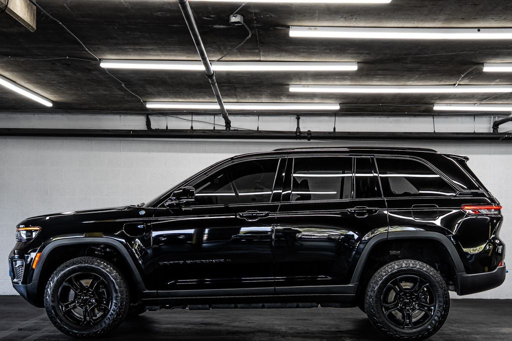 2023 Jeep Grand Cherokee Trailhawk 4xe