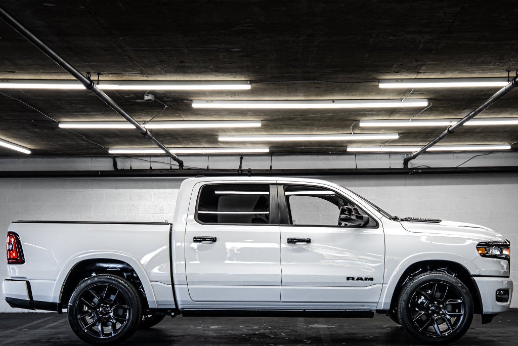 2025 RAM 1500 Laramie NIGHT EDITION